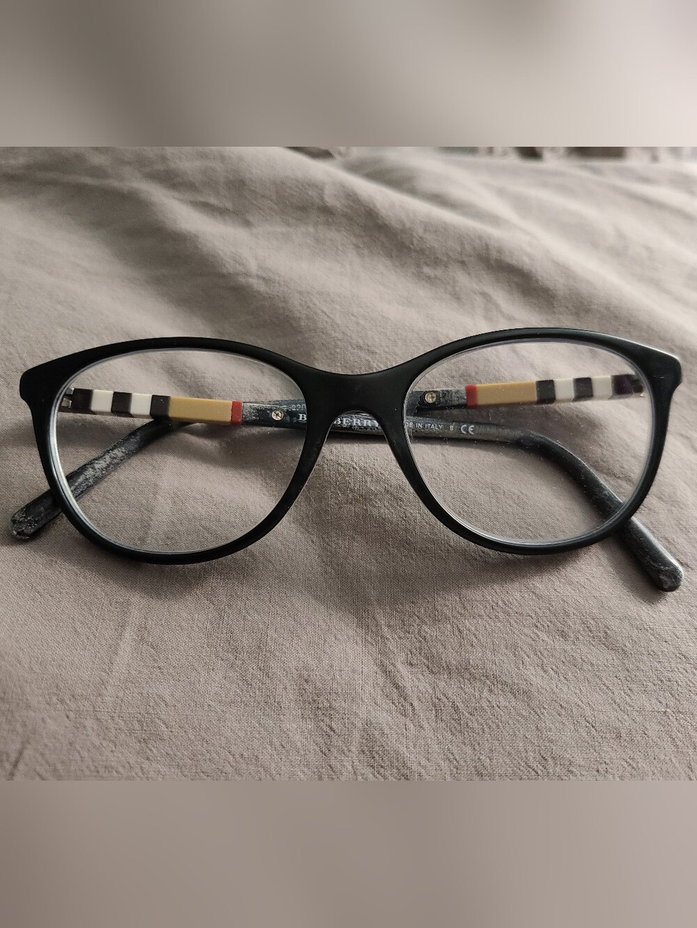 Burberry Black Cat-Eye Glasses